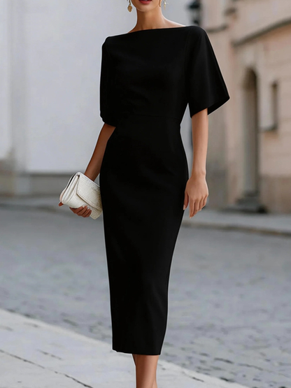 Lorenza | Abito midi bianco con scollo a barca e maniche corte